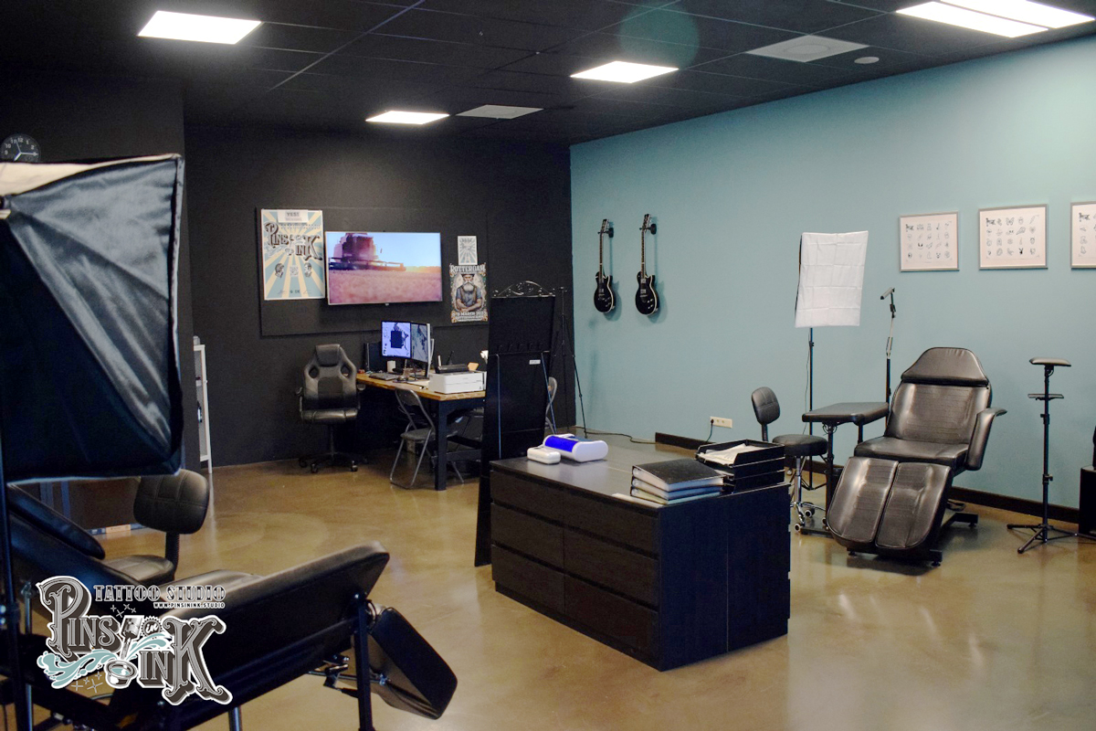 Pins in Ink Tattoo Studio Avenhorn, Zwaag, De Goorn interieur